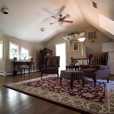 Stafford House Bed & Breakfast แฟร์แฟกซ์ ภายนอก รูปภาพ